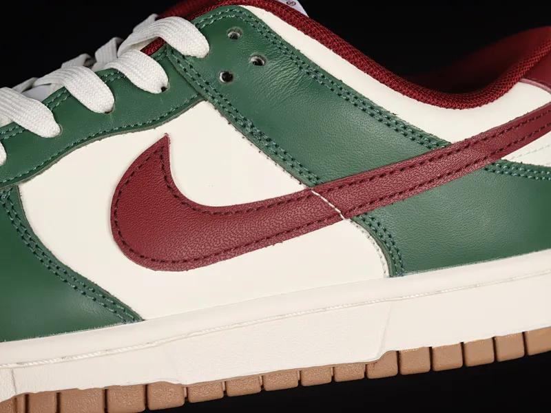 All categories Nk SB Dunk series Nk SB Dunk Low low-top sneakers F version Nk SB Dunk Low "Gorge Green" bean paste green color SB low-top casual sneakers FB7160-161